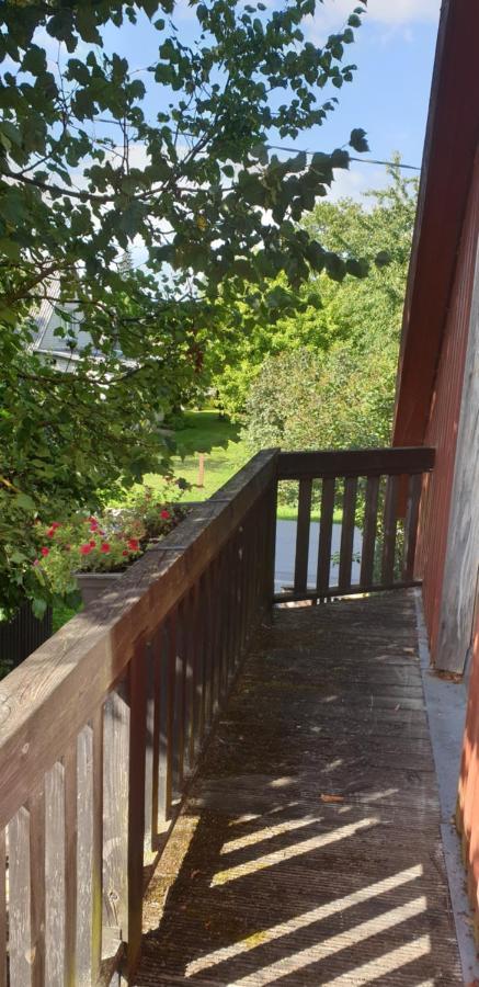 Majiga Istaba Ar Balkonu Un Vannasistaba, Bezmaksas Velo Noma Iecava Exterior foto